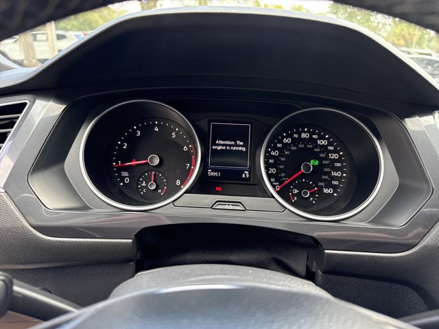 Used 2020 Volkswagen Tiguan SE R-Line AWD/4WD image 21