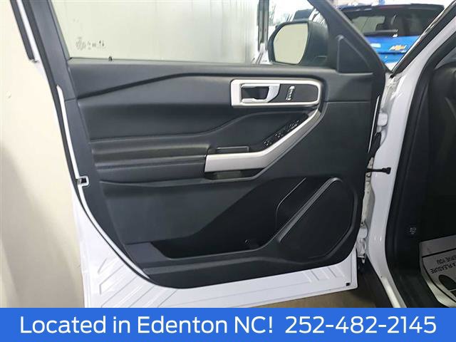 Certified 2023 Ford Explorer XLT w/ Equipment Group 202A AWD/4WD image 10