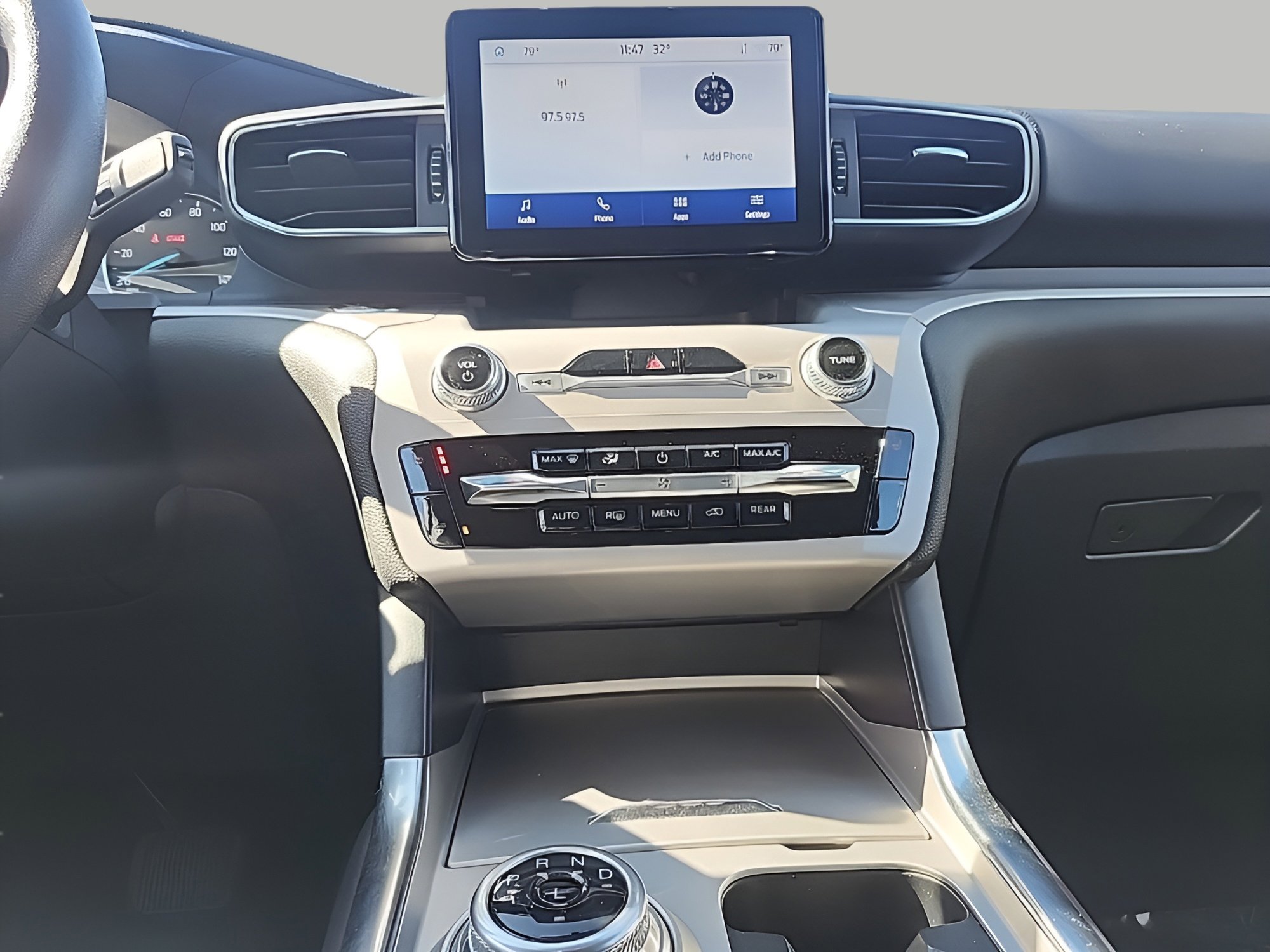 Certified 2023 Ford Explorer XLT w/ Equipment Group 202A image 21