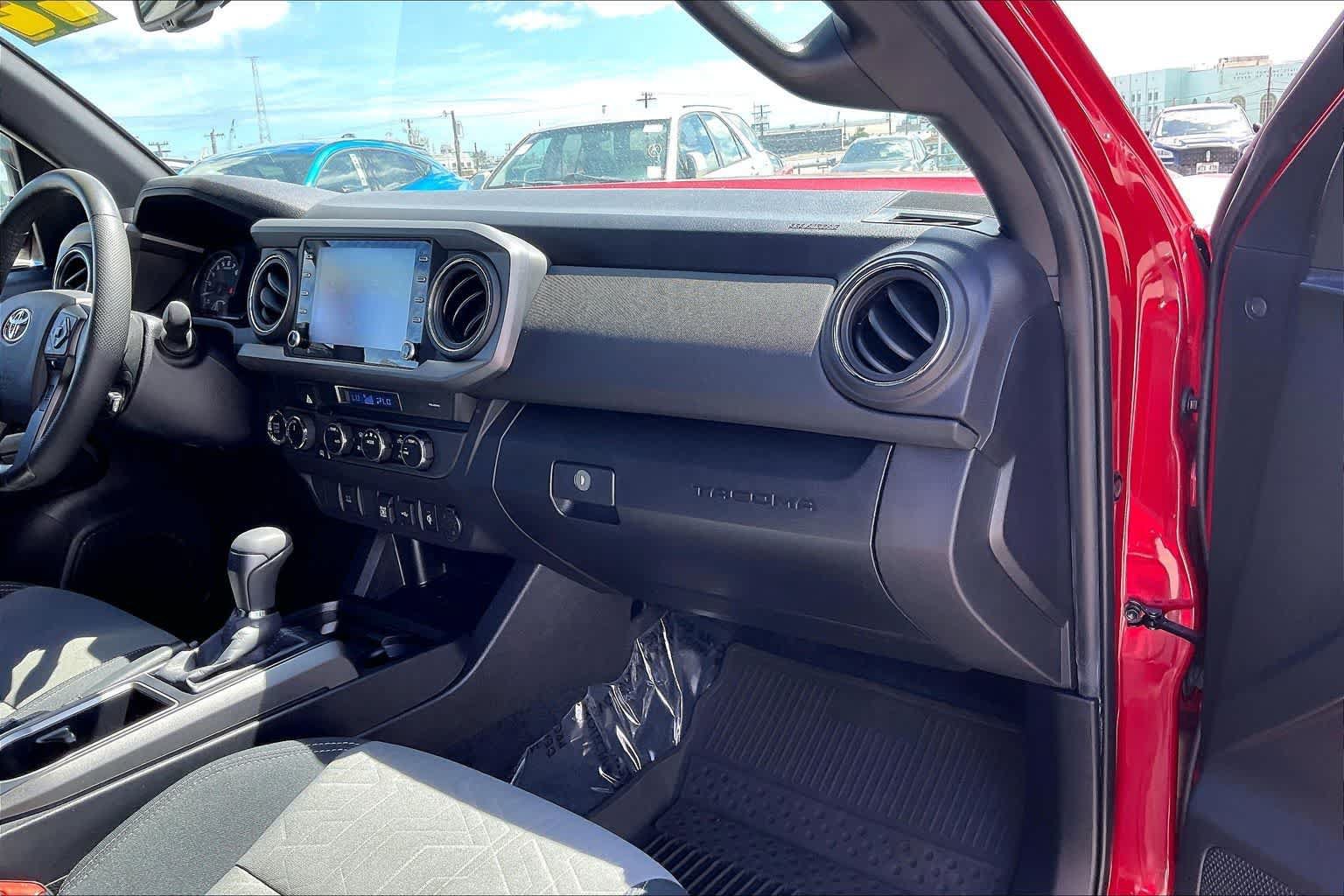Used 2023 Toyota Tacoma TRD Off-Road w/ Black Out Package (TMS) AWD/4WD image 23