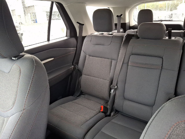 Certified 2025 Ford Explorer Active AWD/4WD image 12
