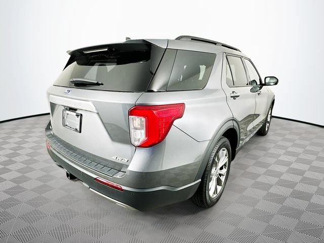 Certified 2023 Ford Explorer XLT w/ Equipment Group 202A AWD/4WD image 12