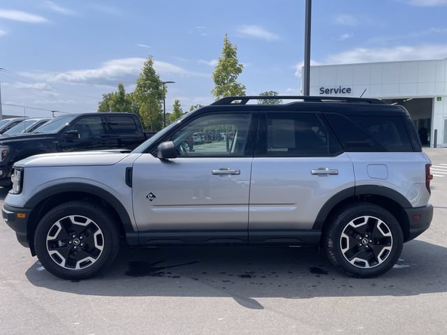 Certified 2022 Ford Bronco Sport Outer Banks w/ Tech Package AWD/4WD image 2