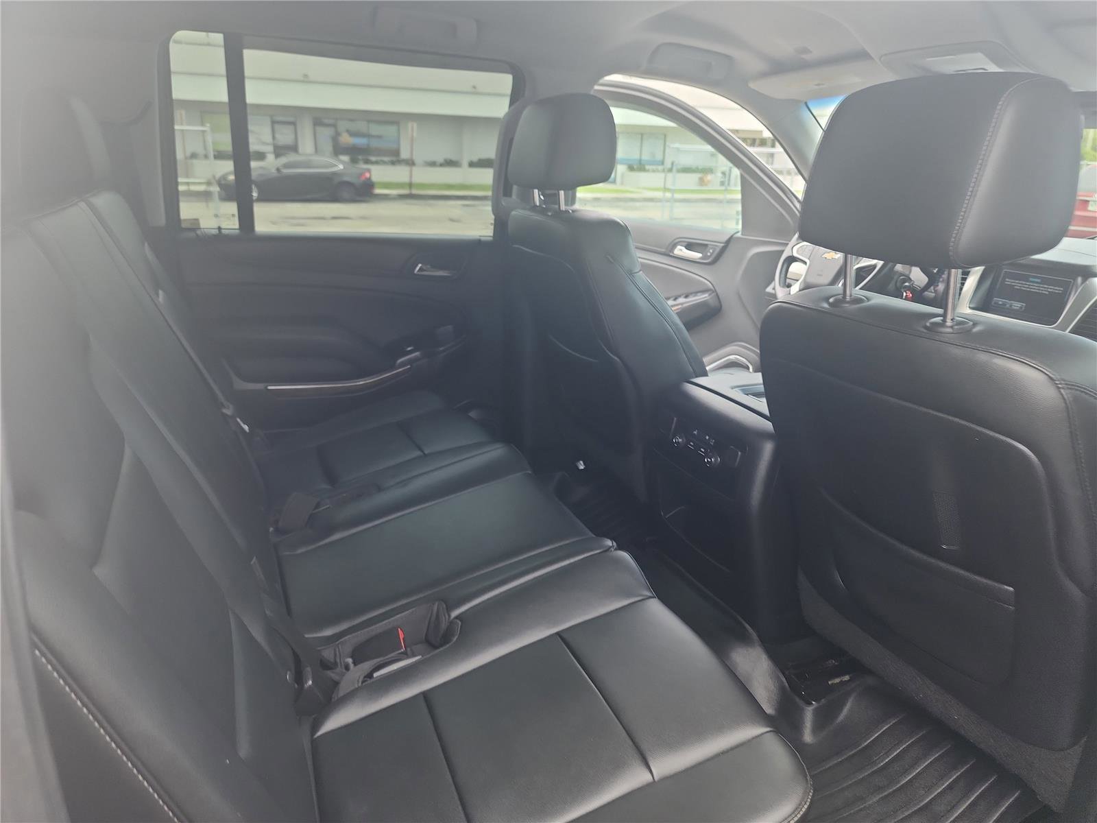 Used 2017 Chevrolet Suburban LS w/ All-Season Package RWD image 25