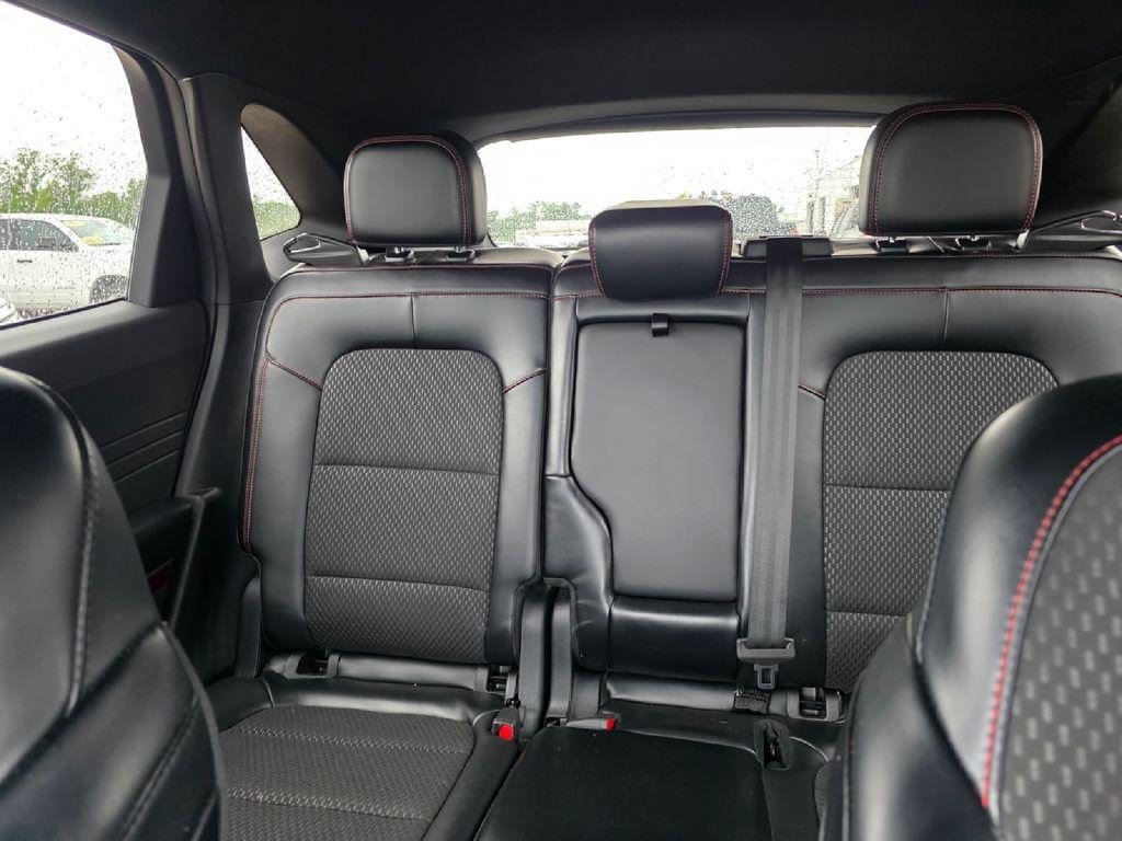 Certified 2024 Ford Escape ST-Line AWD/4WD image 17