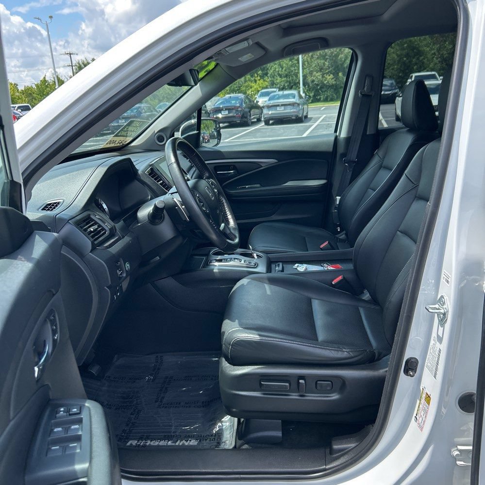 Used 2023 Honda Ridgeline RTL-E image 11