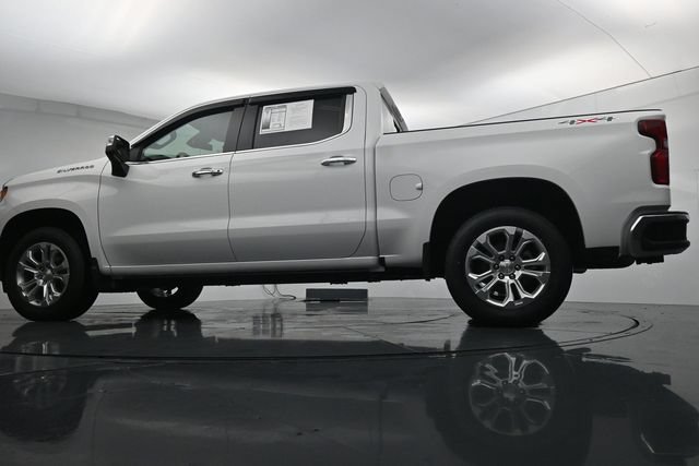 Used 2024 Chevrolet Silverado 1500 LTZ w/ LTZ Convenience Package II AWD/4WD image 34