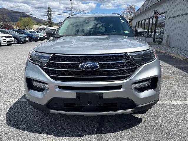 Certified 2020 Ford Explorer XLT w/ Equipment Group 202A AWD/4WD image 8