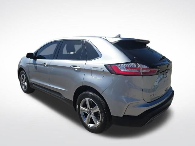 Certified 2022 Ford Edge SEL w/ Convenience Package image 2