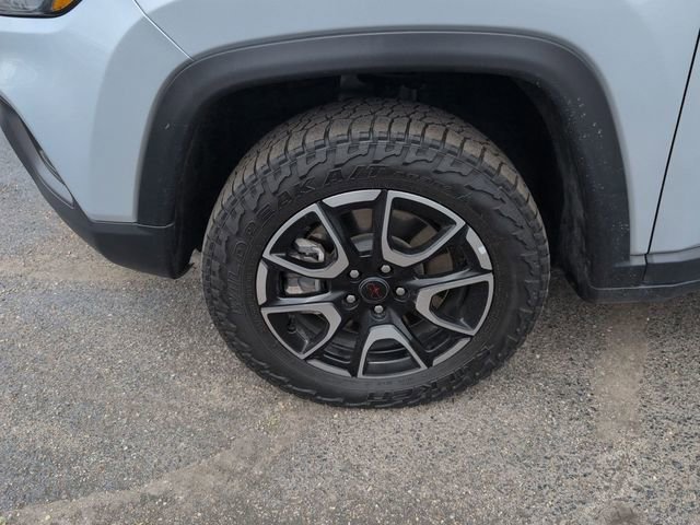 Used 2025 Jeep Compass Trailhawk AWD/4WD image 10