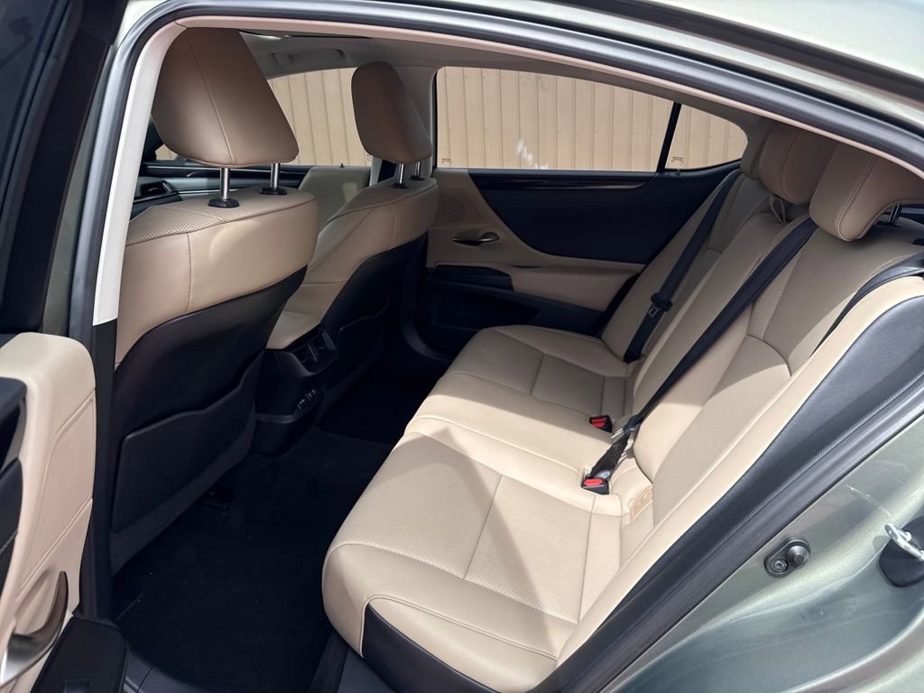 Used 2020 Lexus ES 350 w/ Premium Package image 19