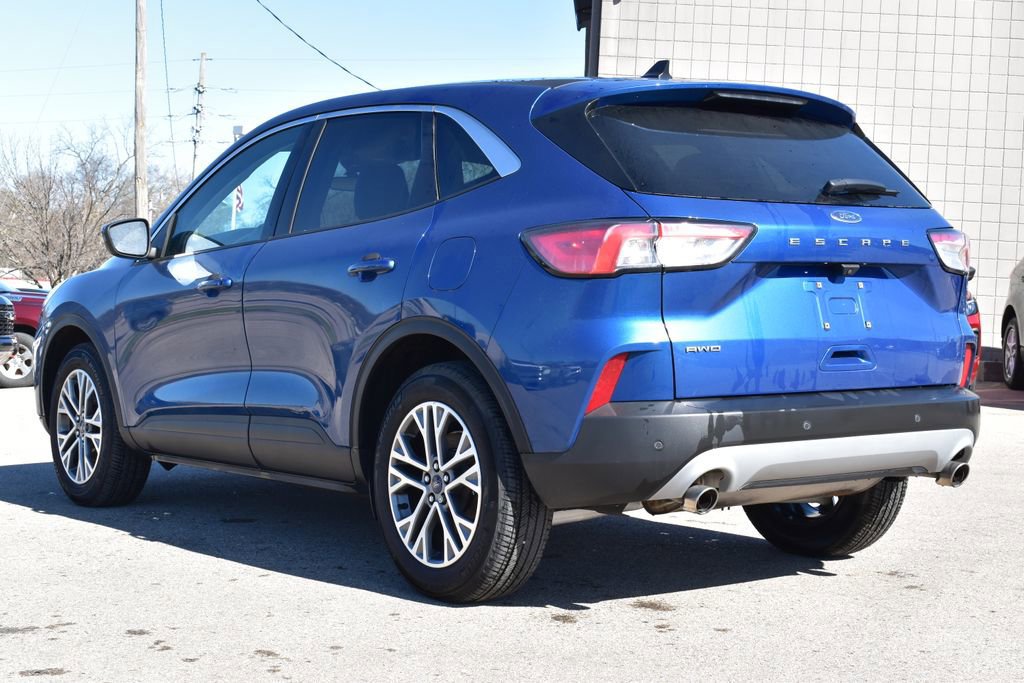 Certified 2022 Ford Escape SEL image 2