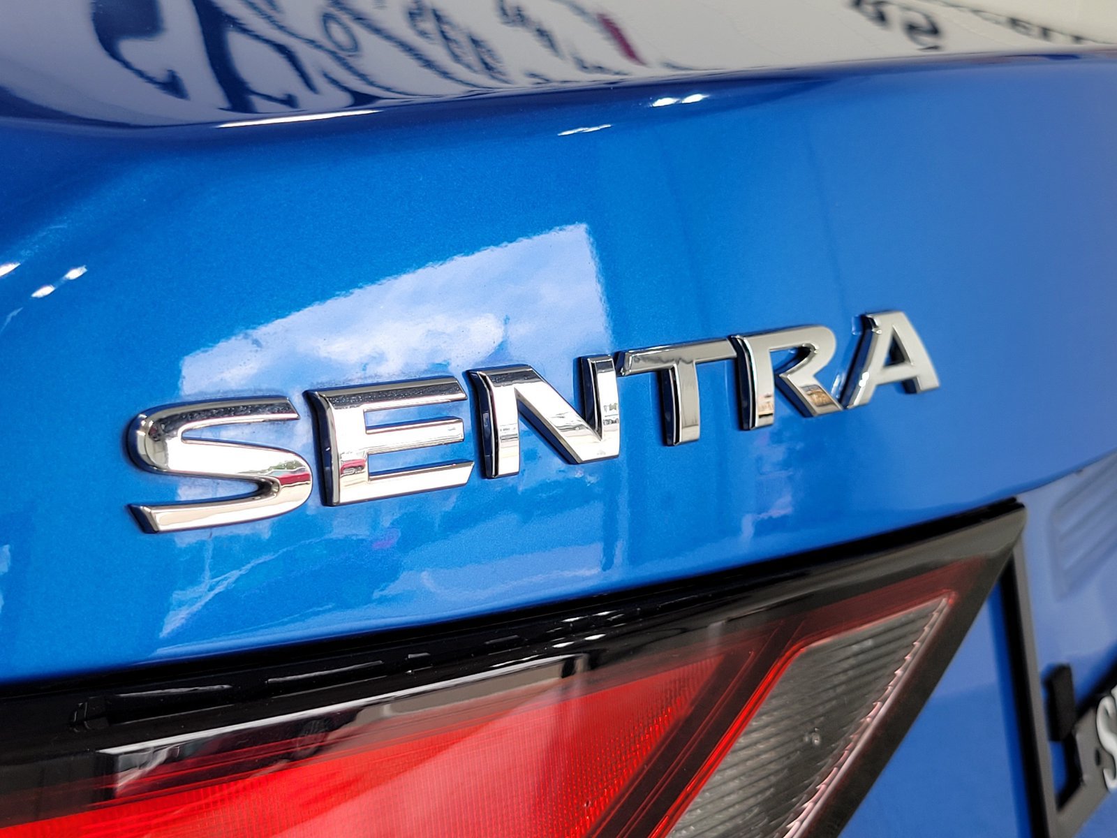 Used 2022 Nissan Sentra SV FWD image 30