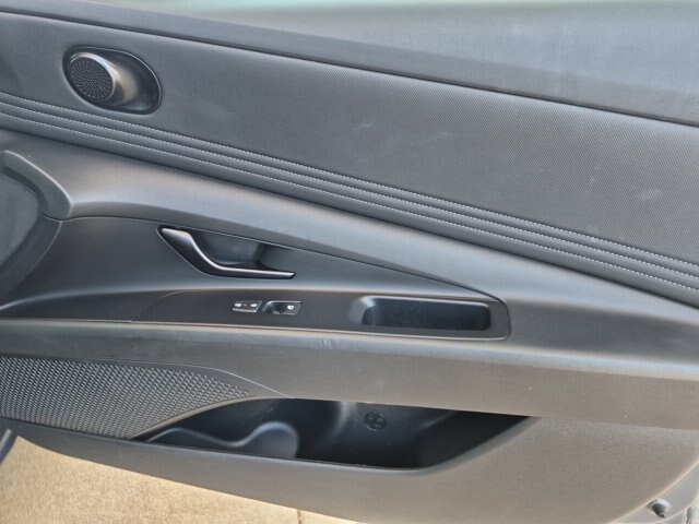 Used 2024 Hyundai Elantra Limited FWD image 35