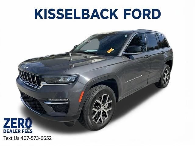 Used 2025 Jeep Grand Cherokee Limited RWD image 9
