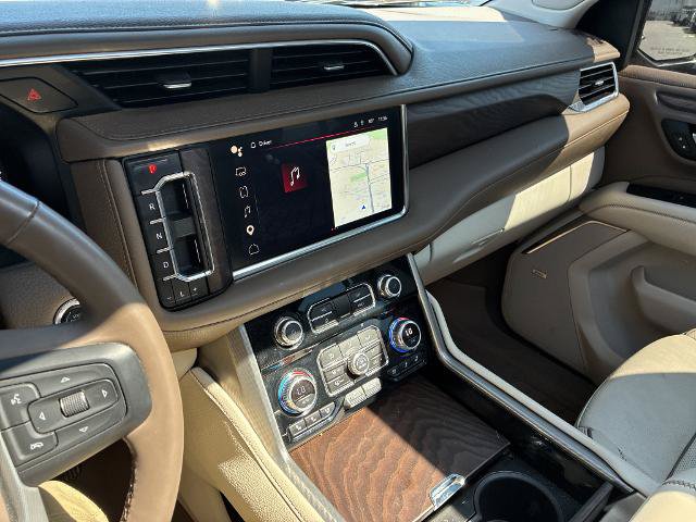Used 2023 GMC Yukon Denali AWD/4WD image 25