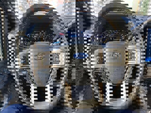 Certified 2022 Ford F350 Lariat w/ Lariat Ultimate Package image 12