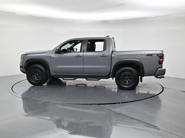 Used 2025 Nissan Frontier PRO-4X AWD/4WD image 7
