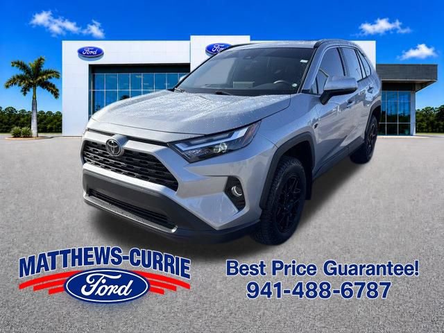 Used 2025 Toyota RAV4 XLE w/ Convenience Package FWD image 7