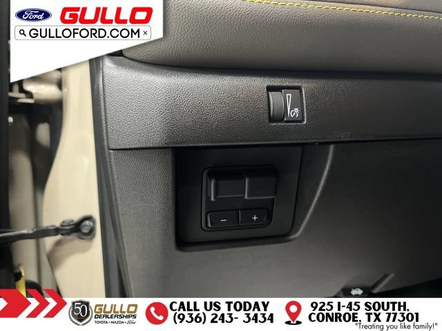 Used 2024 Chevrolet Colorado ZR2 w/ ZR2 Convenience Package III AWD/4WD image 20