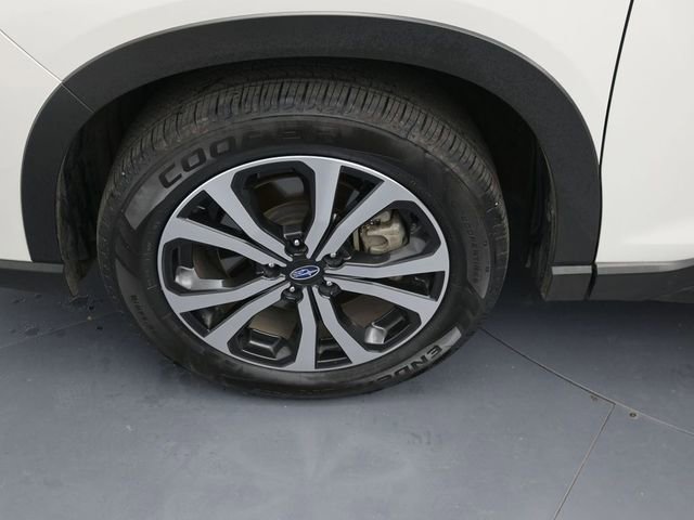 Used 2023 Subaru Forester Limited w/ Popular Package #2 AWD/4WD image 9