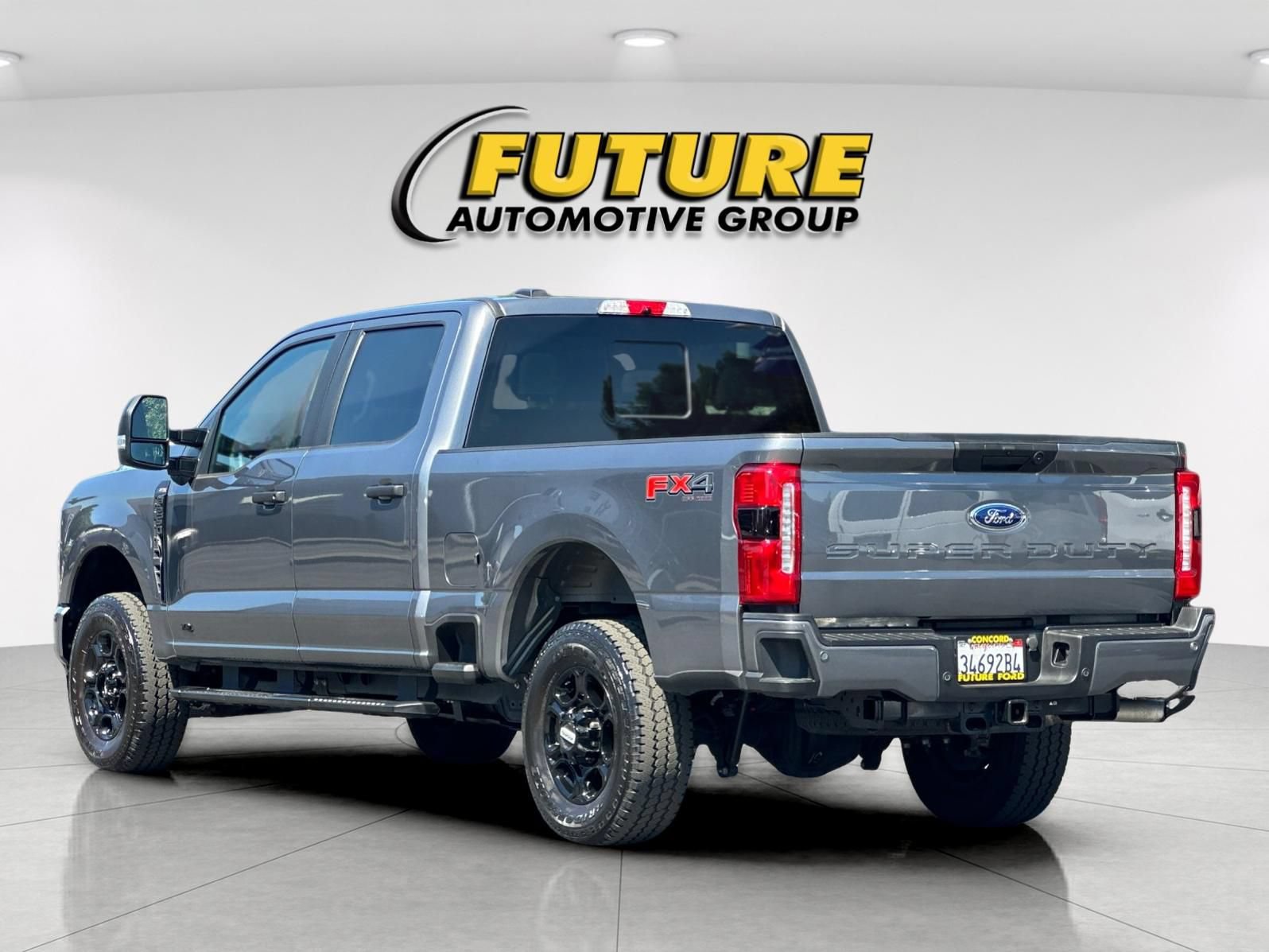 Certified 2024 Ford F250 XL w/ STX Appearance Package AWD/4WD image 5