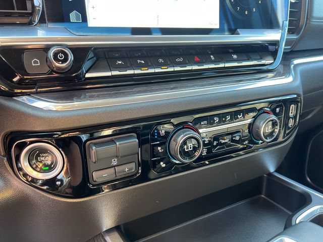 Used 2023 Chevrolet Silverado 1500 LTZ AWD/4WD image 23