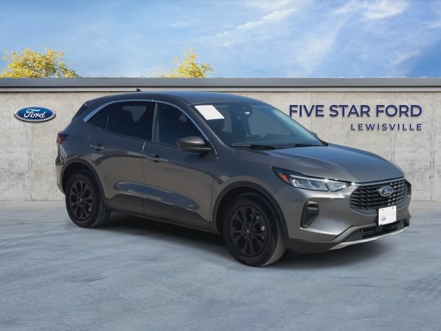 Certified 2023 Ford Escape Active w/ Cold Weather Package FWD image 2