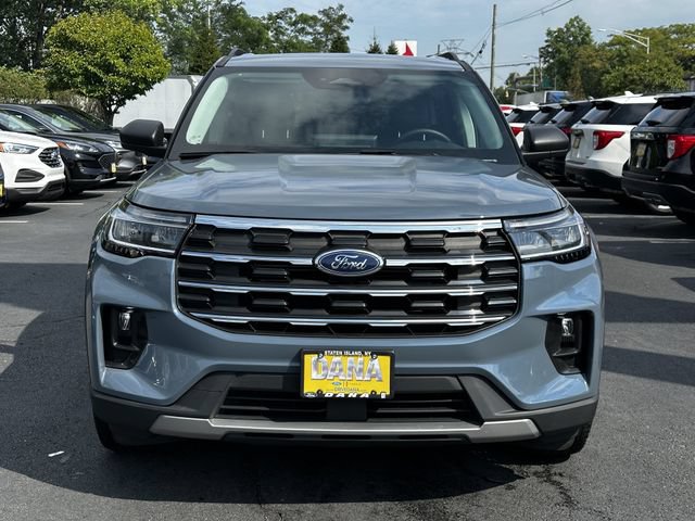 Certified 2025 Ford Explorer Active w/ Active Comfort Package AWD/4WD image 2