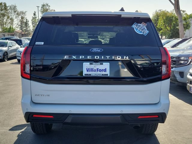 Certified 2025 Ford Expedition Active AWD/4WD image 25