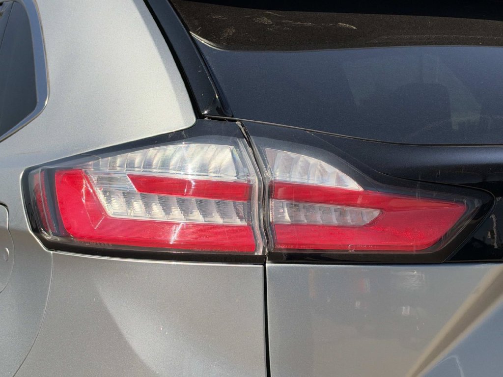 Certified 2024 Ford Edge Titanium AWD/4WD image 8
