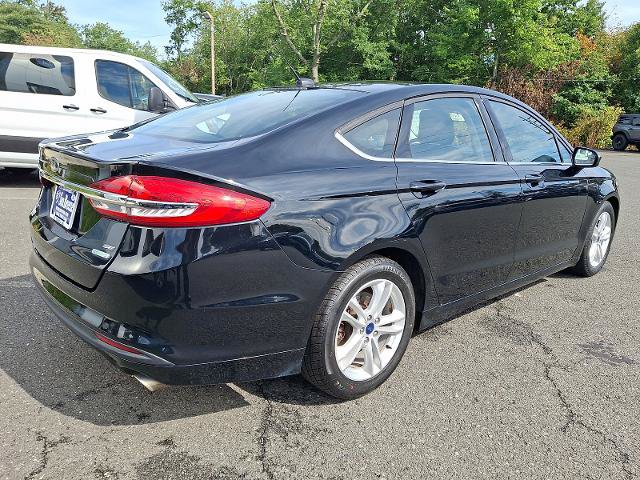 Certified 2018 Ford Fusion SE FWD image 6
