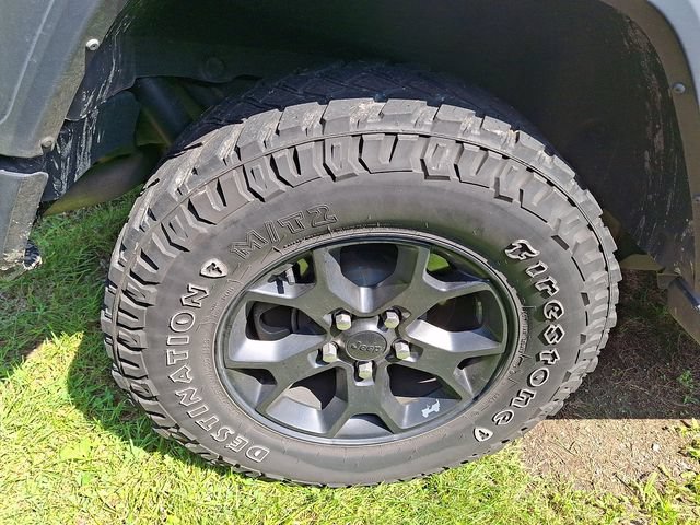 Used 2023 Jeep Wrangler Unlimited Sport AWD/4WD image 9