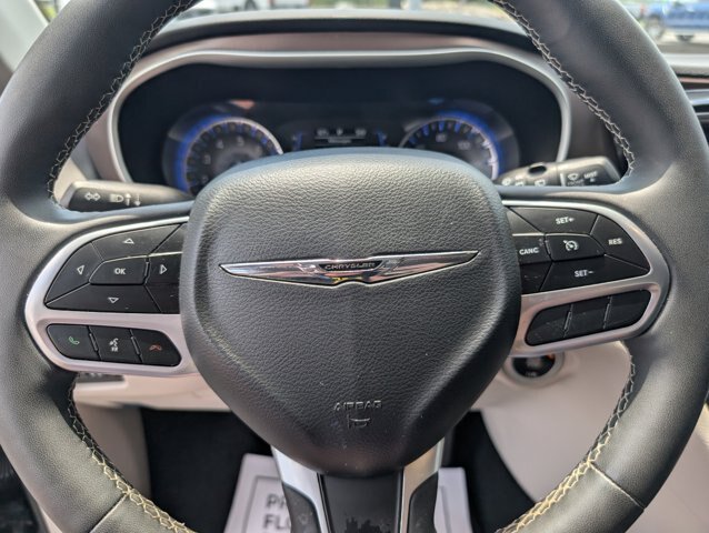 Used 2024 Chrysler Voyager LX FWD image 19