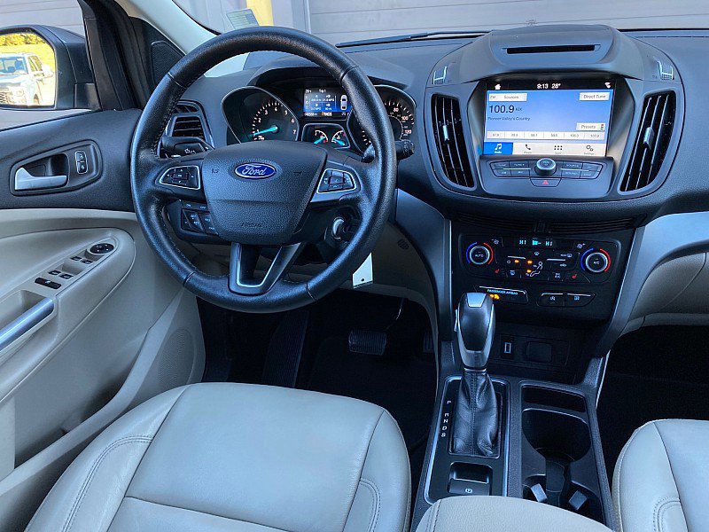 Certified 2018 Ford Escape SEL image 19