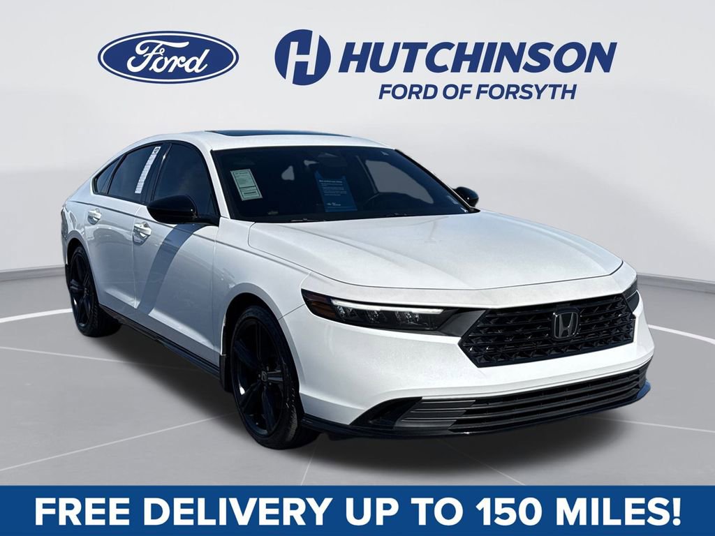Used 2025 Honda Accord Sport image 1