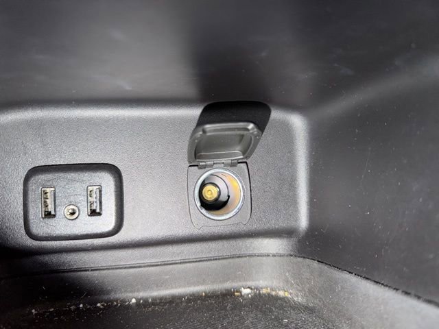 Used 2018 Chevrolet Equinox LT image 29