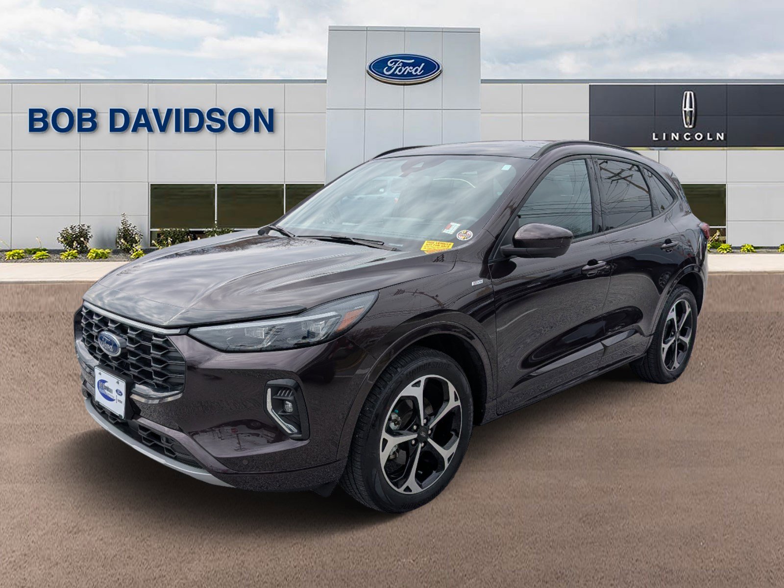 Certified 2023 Ford Escape ST-Line Elite w/ Premium Technology Package image 1