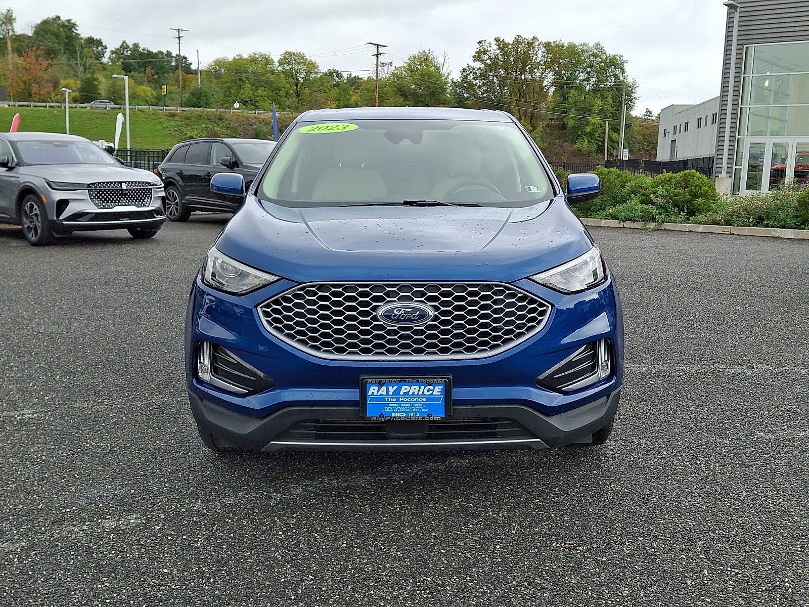 Certified 2023 Ford Edge SEL w/ Convenience Package AWD/4WD image 2