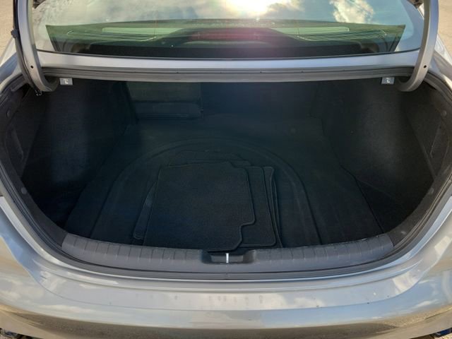 Used 2023 Kia Forte GT-Line w/ GT-Line Premium Package FWD image 9