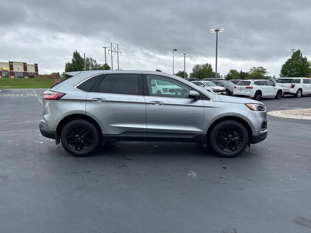 Certified 2024 Ford Edge SEL w/ Convenience Package AWD/4WD image 5