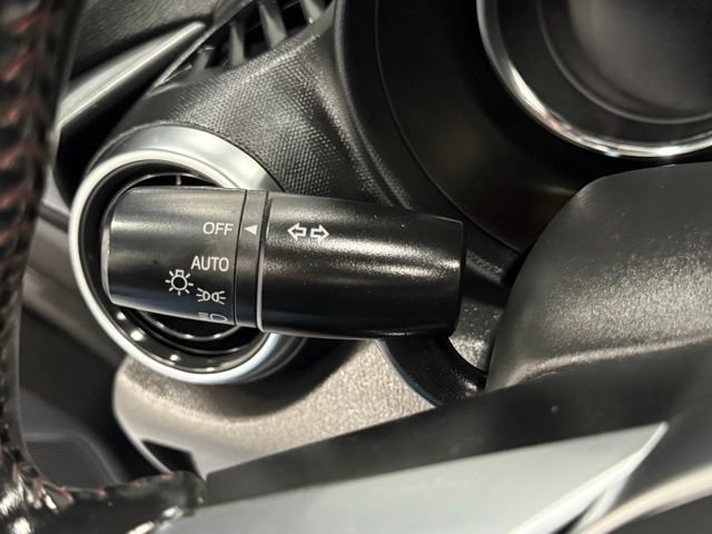 Used 2018 MAZDA MX-5 Miata Grand Touring RWD image 25