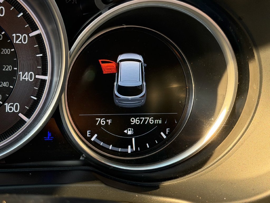 Used 2020 MAZDA CX-5 Touring FWD image 23