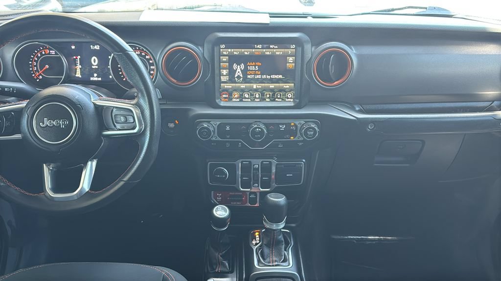 Used 2023 Jeep Gladiator Mojave w/ Trailer Tow Package AWD/4WD image 11