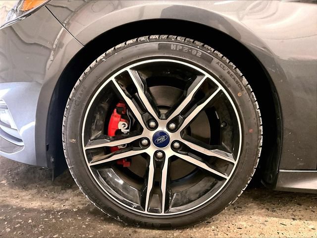 Certified 2017 Ford Focus ST FWD image 8