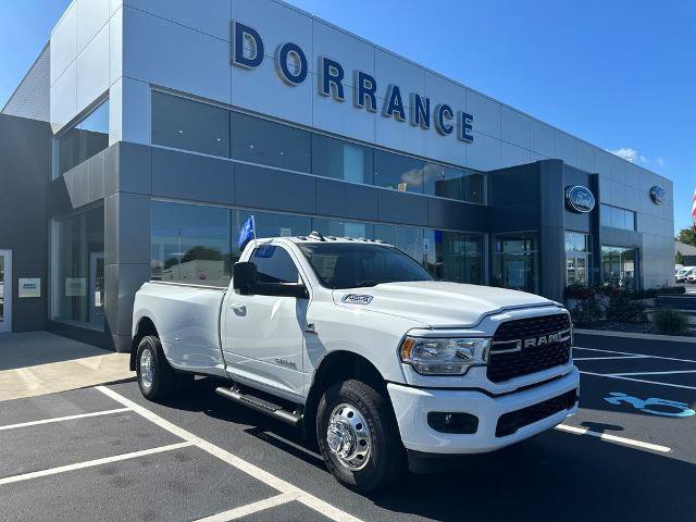 Used 2022 RAM 3500 Big Horn w/ Level C Equiment Group AWD/4WD image 17