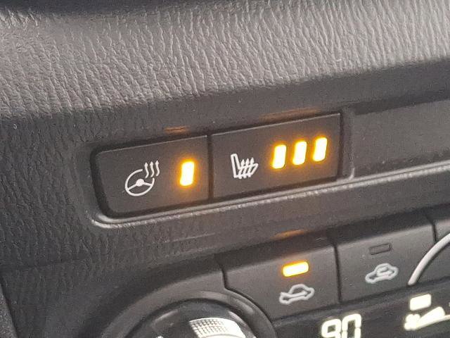 Used 2017 MAZDA MAZDA3 Grand Touring image 22