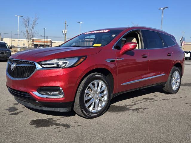 Used 2020 Buick Enclave Essence w/ Sound and Sites Package image 2