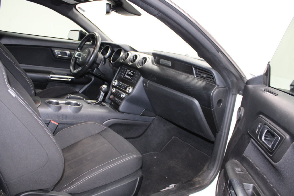 Certified 2021 Ford Mustang Coupe w/ Black Accent Package RWD image 18