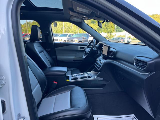 Certified 2023 Ford Explorer XLT w/ Equipment Group 202A image 18